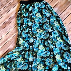 LuLaRoe Chiffon Maxi XS